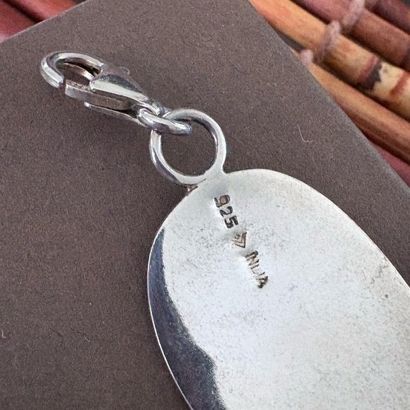 Silpada Sterling Silver Intricate Disc Bracelet Retired - Picture 5 of 5